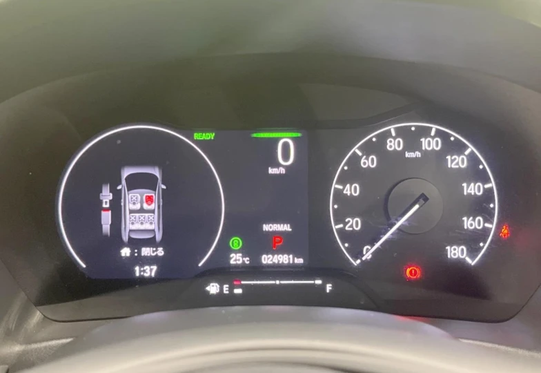 Honda Vezel Grey