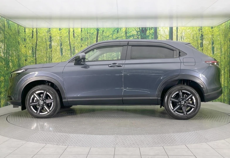 Honda Vezel Grey