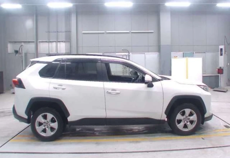 Toyota RAV4 White