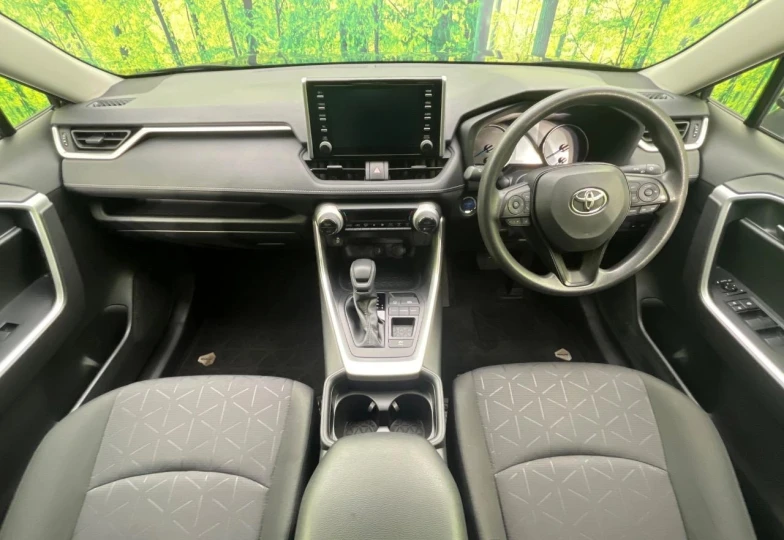 Toyota RAV4 Черный