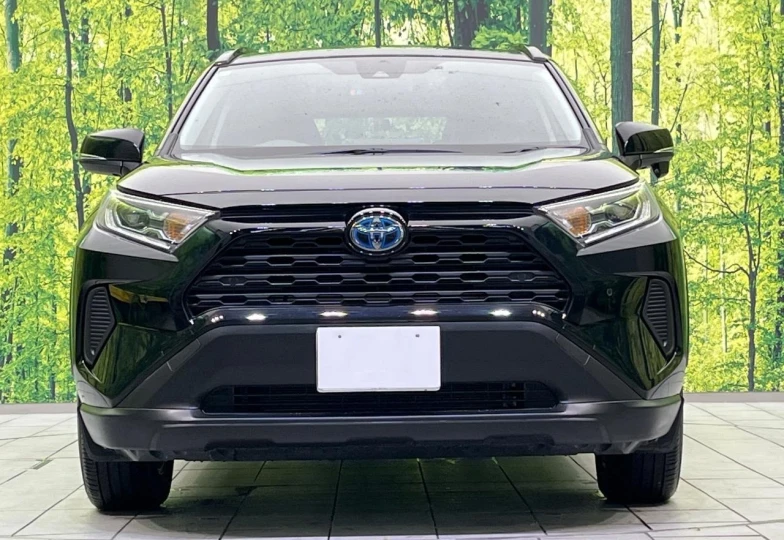 Toyota RAV4 Черный