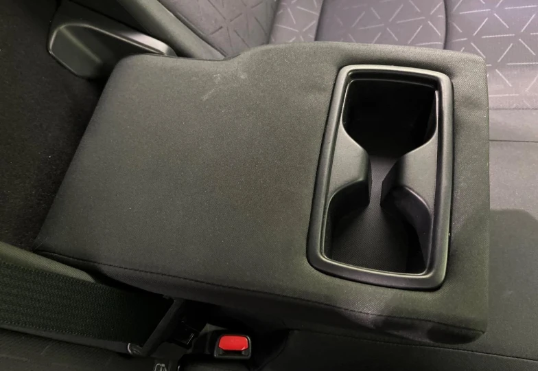 Toyota RAV4 Черный
