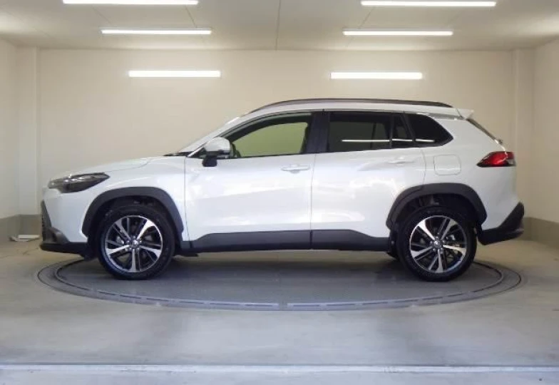 Toyota Corolla Cross Белый