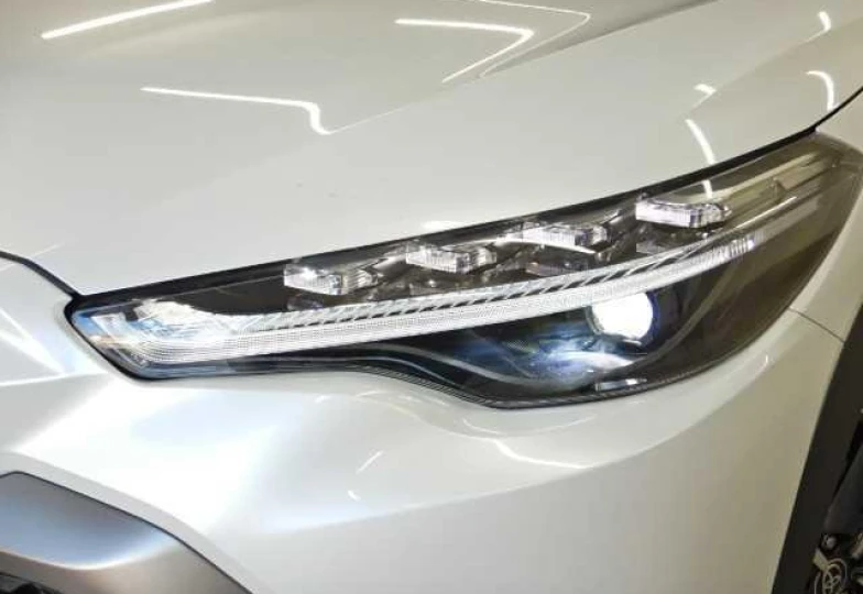 Toyota Corolla Cross Белый