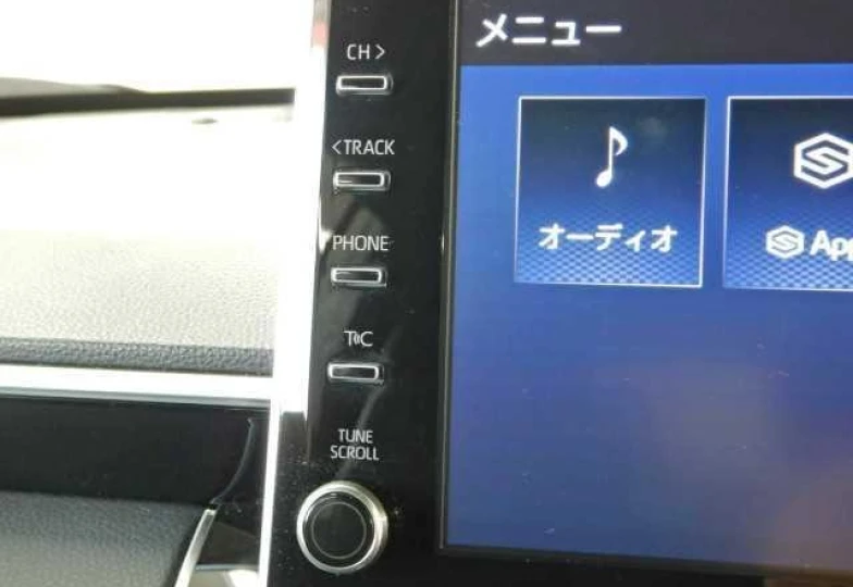 Toyota Corolla Cross Белый