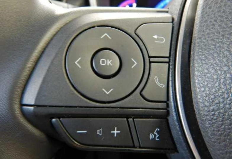 Toyota Corolla Cross Белый