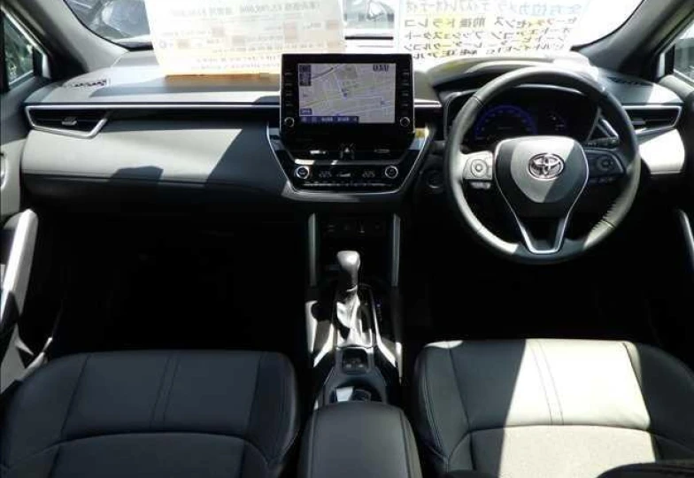 Toyota Corolla Cross Белый