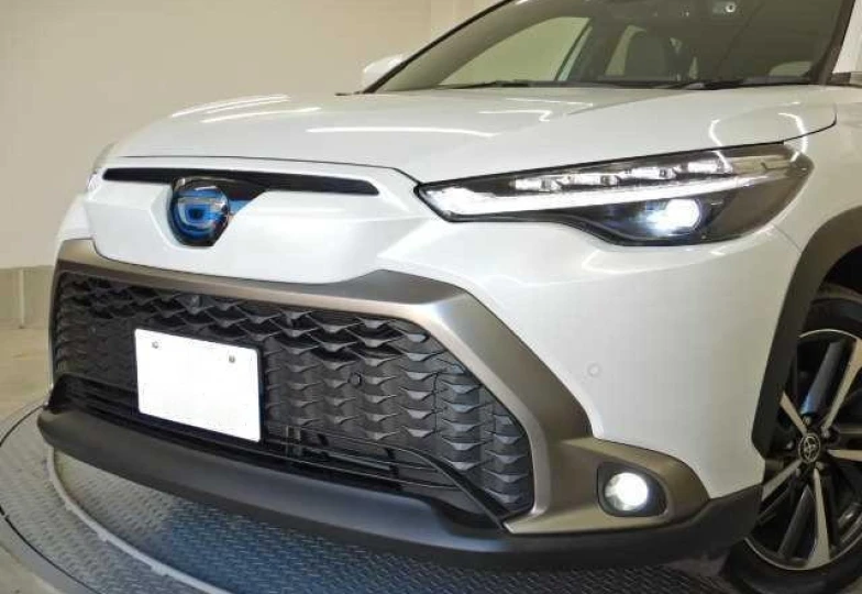 Toyota Corolla Cross Белый