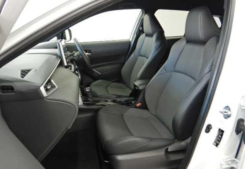 Toyota Corolla Cross Белый