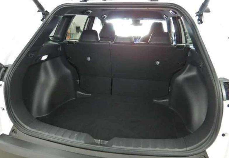 Toyota Corolla Cross Белый