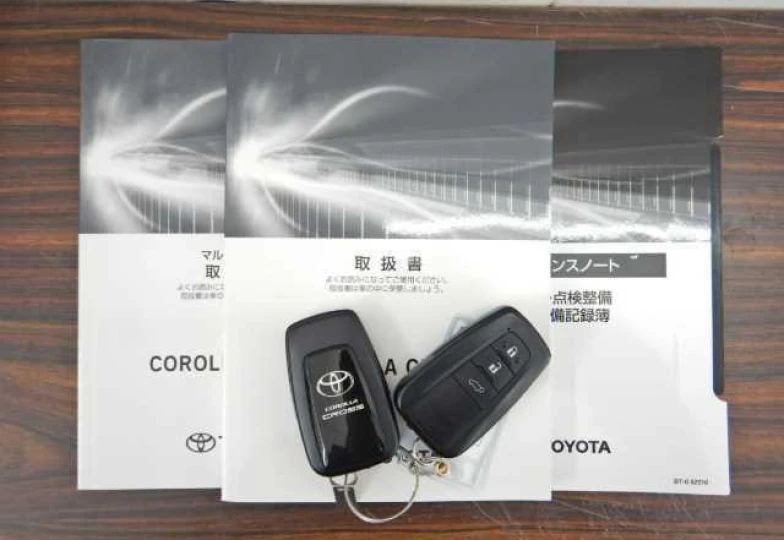 Toyota Corolla Cross Белый