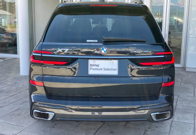 BMW X7 Black