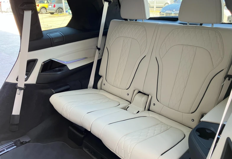 BMW X7 Black