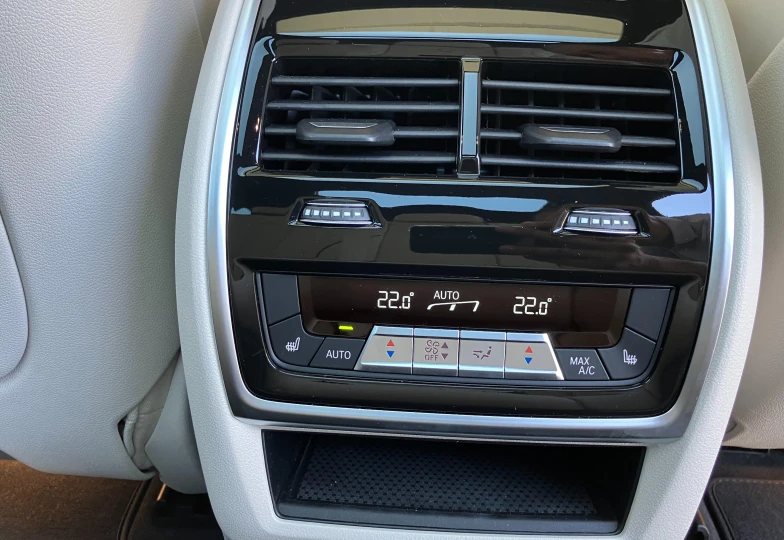 BMW X7 Black