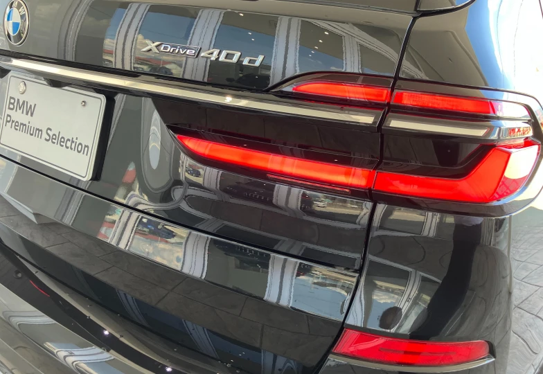 BMW X7 Black