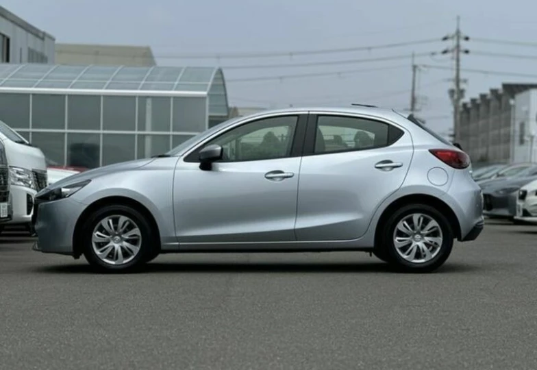 Mazda 2 Grey