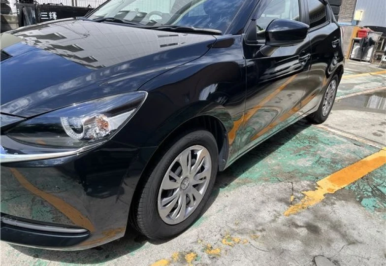 Mazda 2 Black