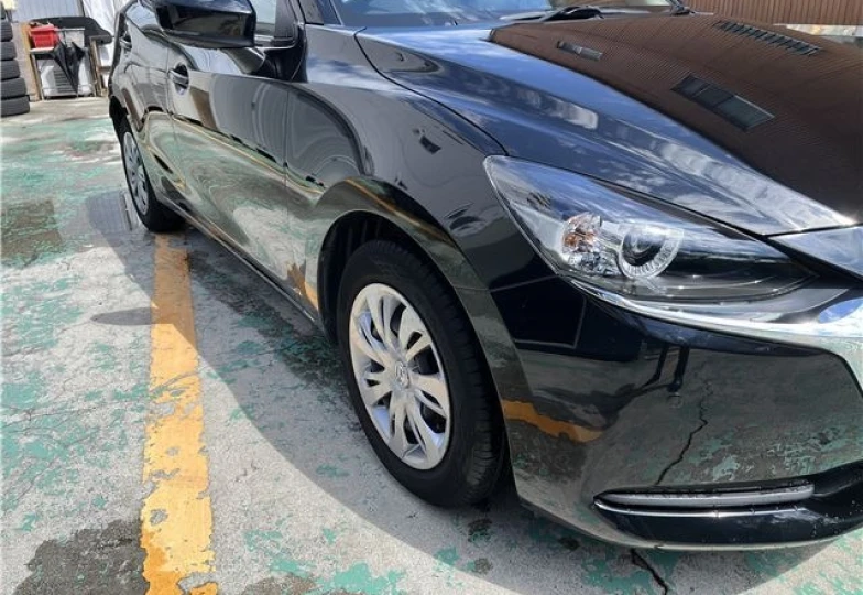 Mazda 2 Black
