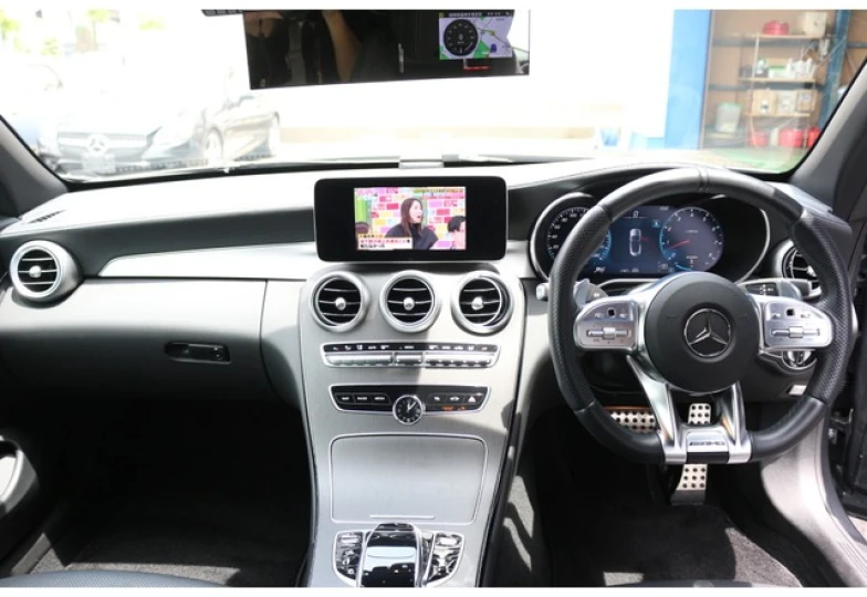 Mercedes C-class Серый