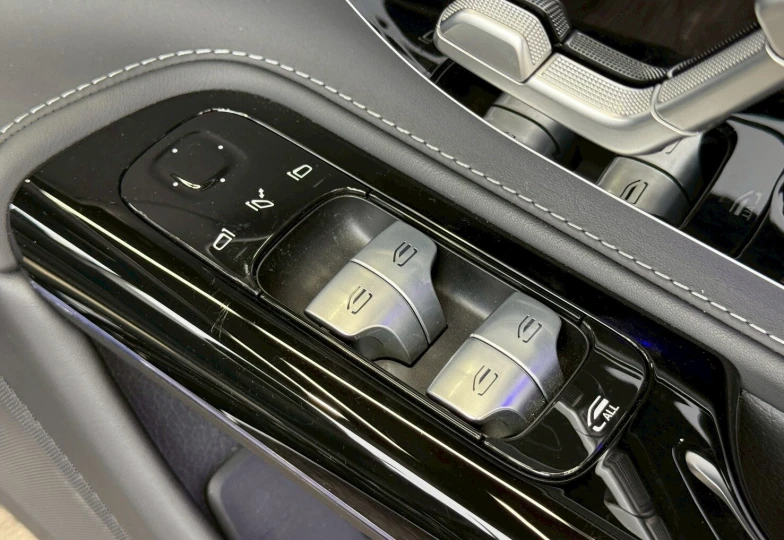 Mercedes SL-class Черный