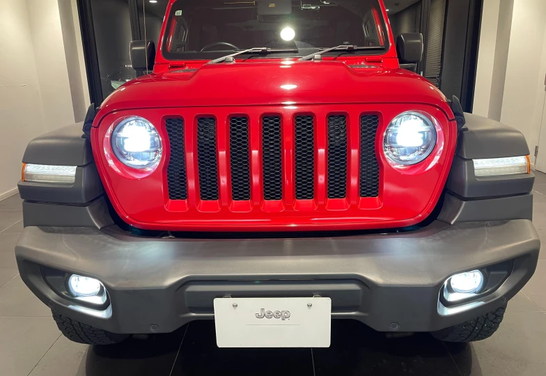 Jeep Wrangler Red