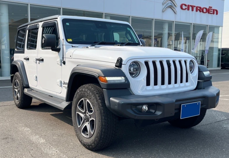 Jeep Wrangler White