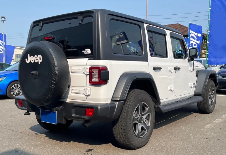 Jeep Wrangler White