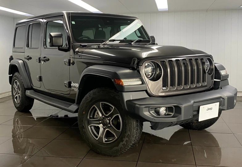 Jeep Wrangler Черный