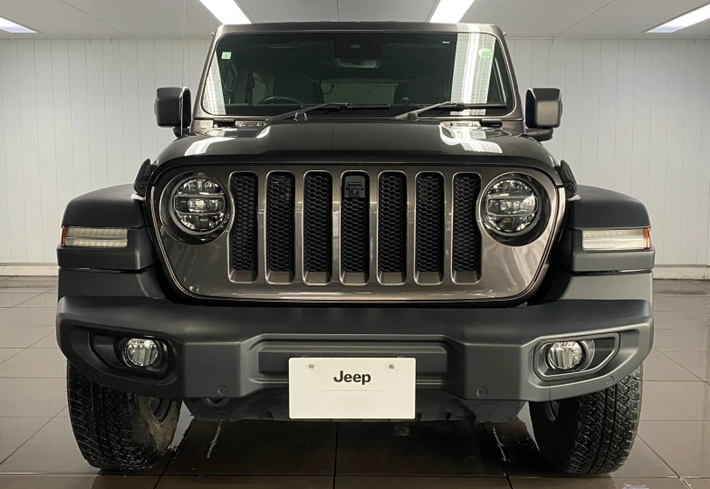 Jeep Wrangler Черный