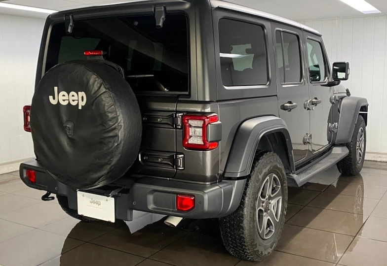 Jeep Wrangler Черный
