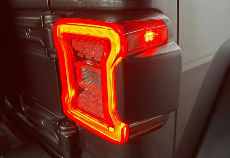 Jeep Wrangler Черный