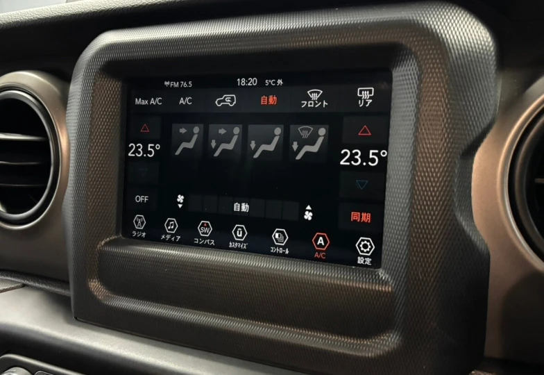 Jeep Wrangler Черный