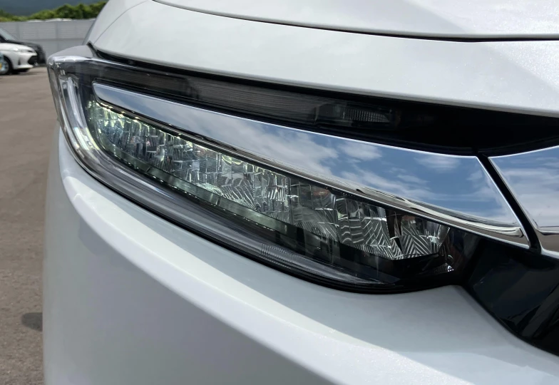 Honda Insight White