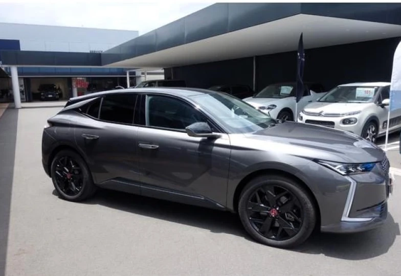 Ds automobiles DS4 Серый