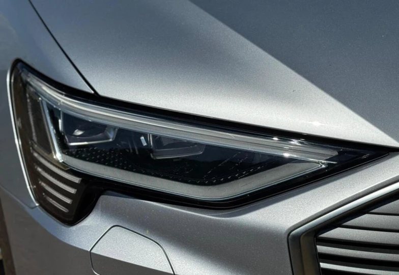 Audi e-tron Grey