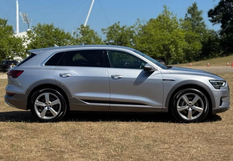 Audi e-tron Grey