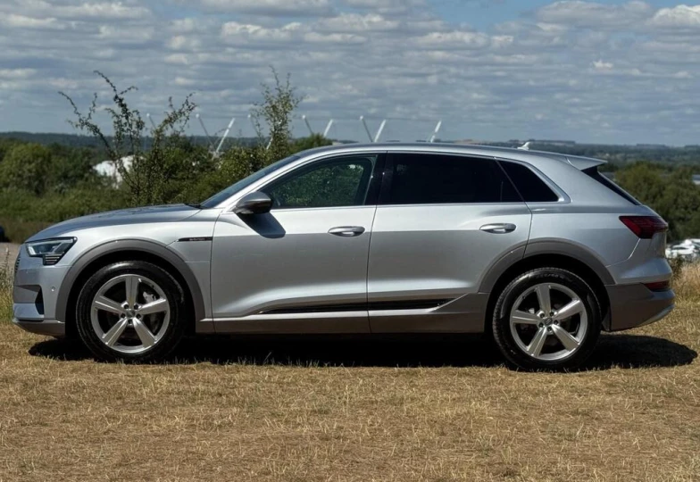 Audi e-tron Grey
