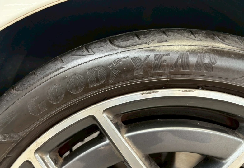 Mercedes E-class White