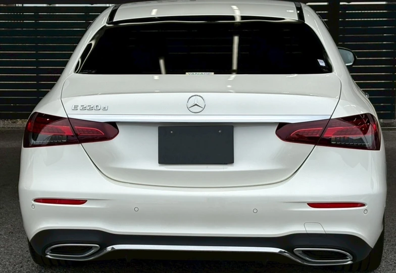 Mercedes E-class White