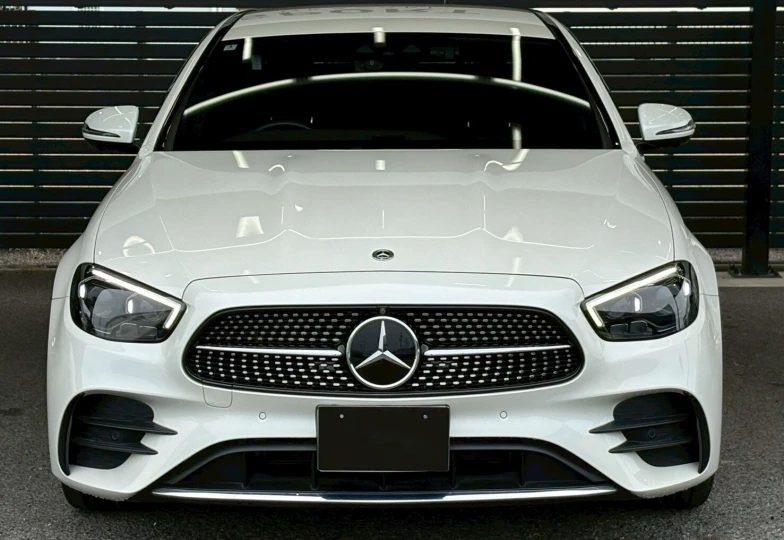 Mercedes E-class White