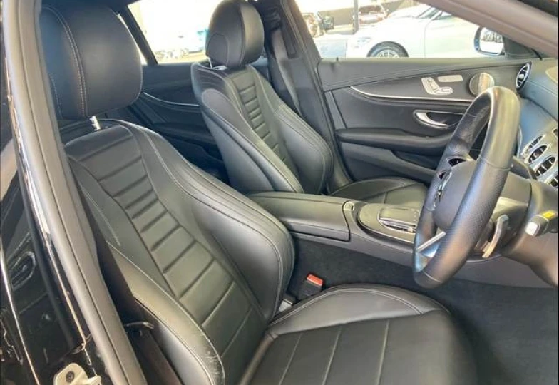 Mercedes E-class Black