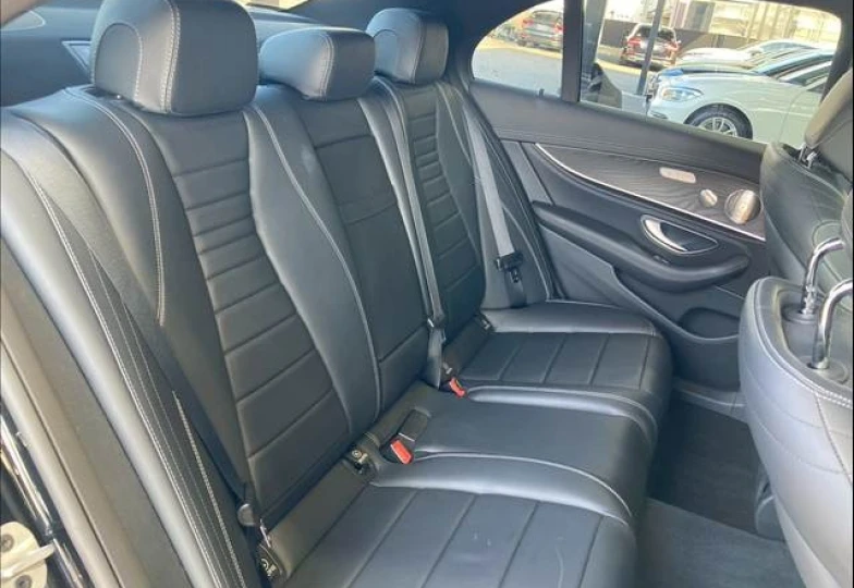 Mercedes E-class Black