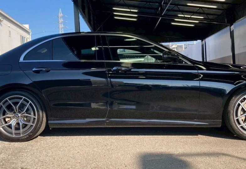 Mercedes E-class Black