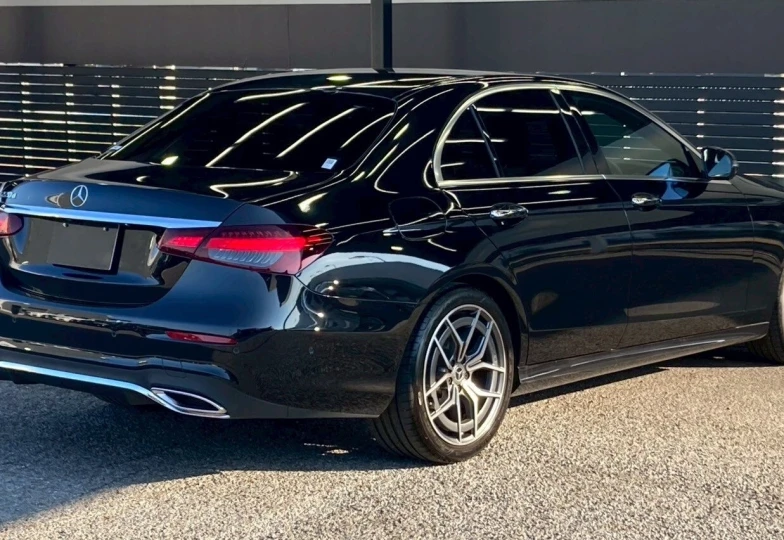 Mercedes E-class Black