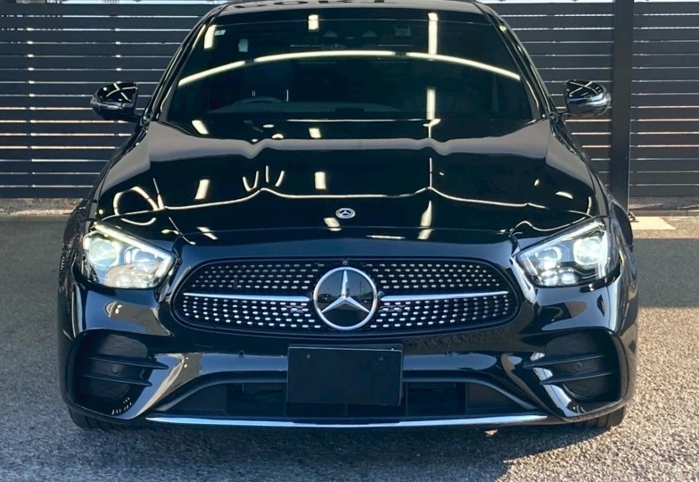 Mercedes E-class Black