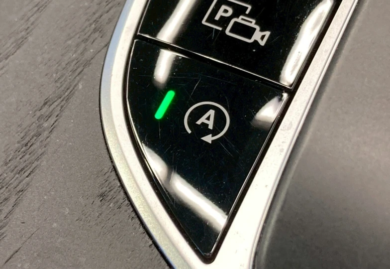 Mercedes E-class Black