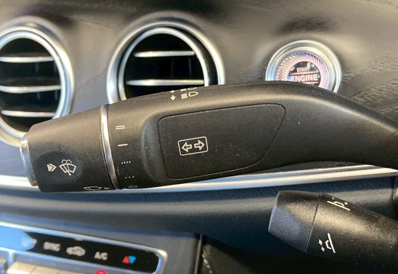 Mercedes E-class Black