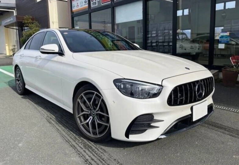Mercedes E-class White