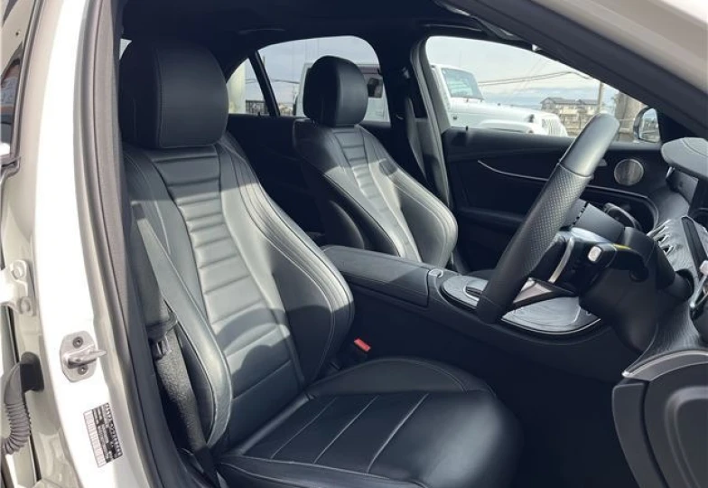 Mercedes E-class White