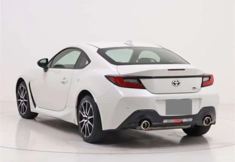 Toyota GR86 White